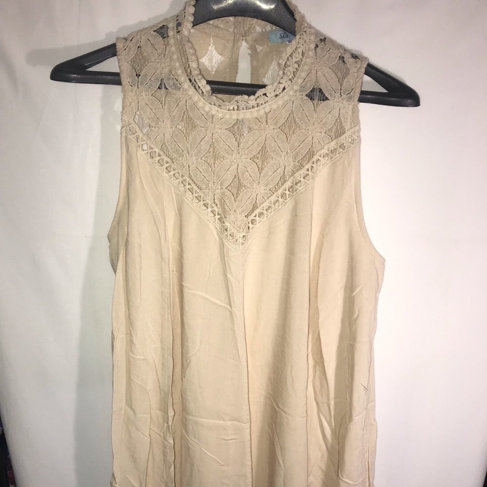 Adorable lightweight dress